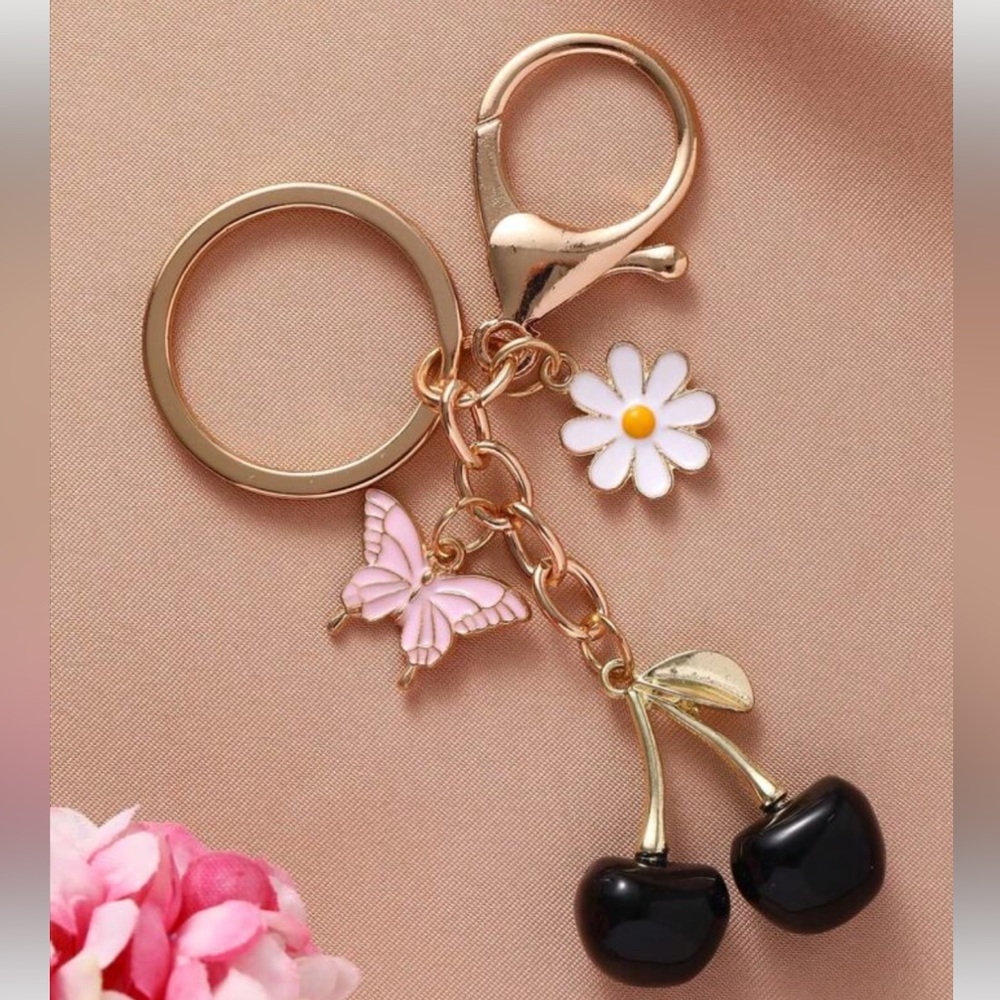🍒 Black Cherry Keychain 🍒